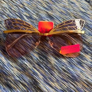 Betsy Johnson NWT Butterfly Sunglasses 😎